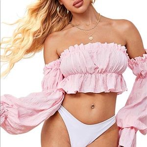 ✨FLOWY BELL SLEEVE OFF THE SHOULDER TOP✨